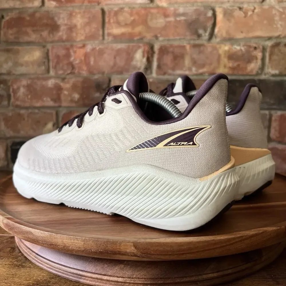 Altra Experience Form Stability Mid Cushion Womens 8 Taupe Road Running Shoes